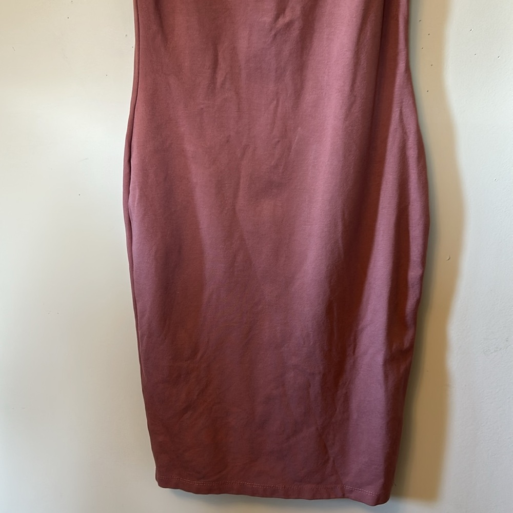 Cefian mauve stretch off shoulder form fitted knee length dress zip back size S - Picture 3 of 6